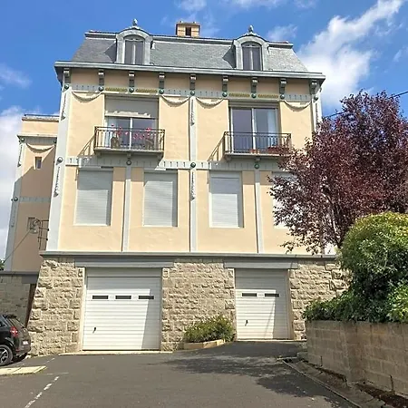 Demeure Des Dentelles Avec Parking Gratuit Frühstückspension 4*